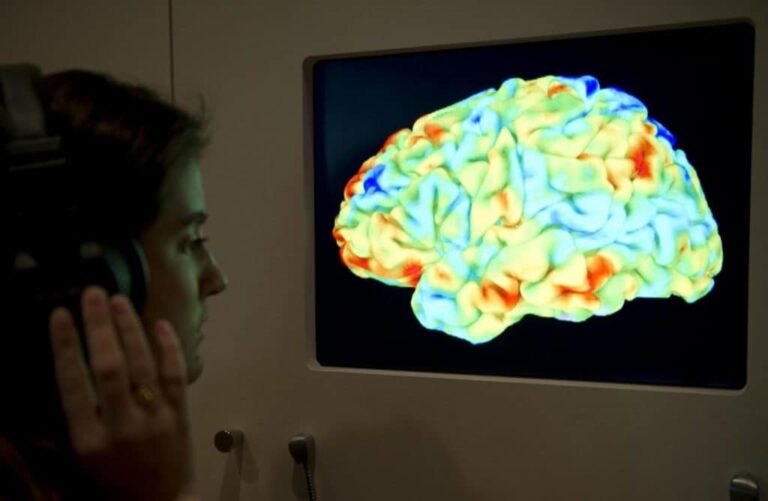 Esiste un “centro di Dio” nel cervello? Cosa dicono davvero le neuroscienze
