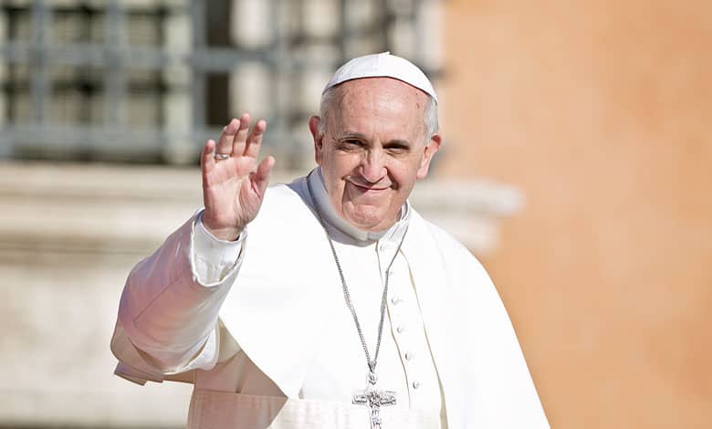 Vivere sereni e felici: il libro di Guido Brunetti apprezzato da Papa Francesco